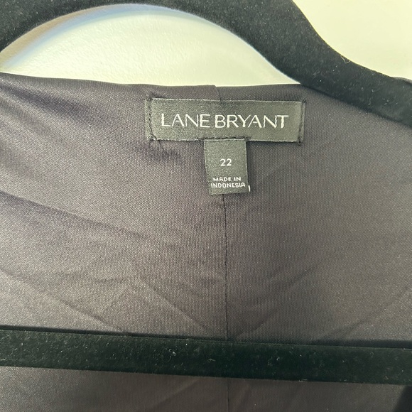 Lane Bryant Plus Size 22 Black and Silver Glitter Wrap Top - Picture 2 of 2